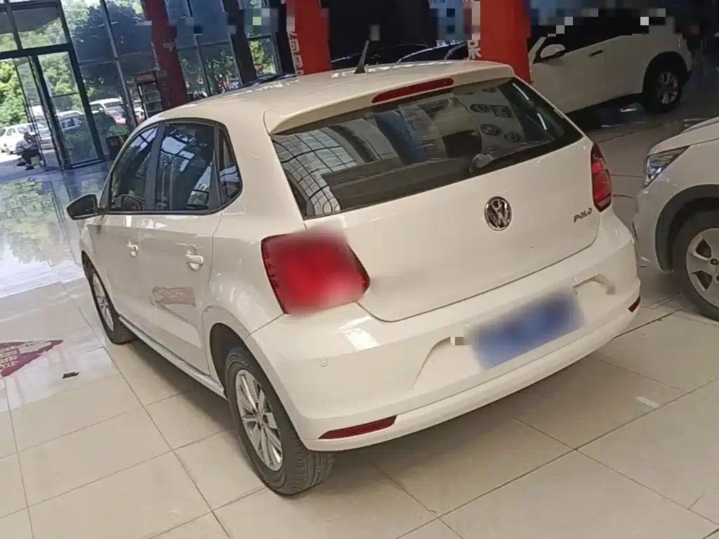 2016 Polo 1.4L Automatic Fashion Edition — миниатюра 5