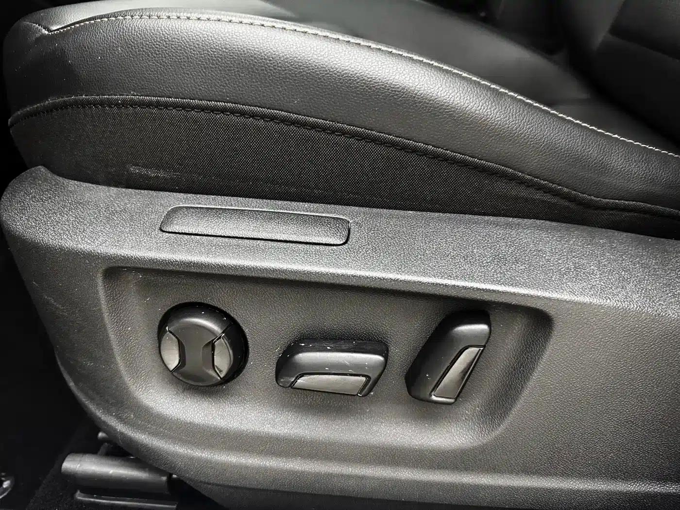 Tharu 2021 280TSI 2WD Luxury Edition PLUS — миниатюра 12