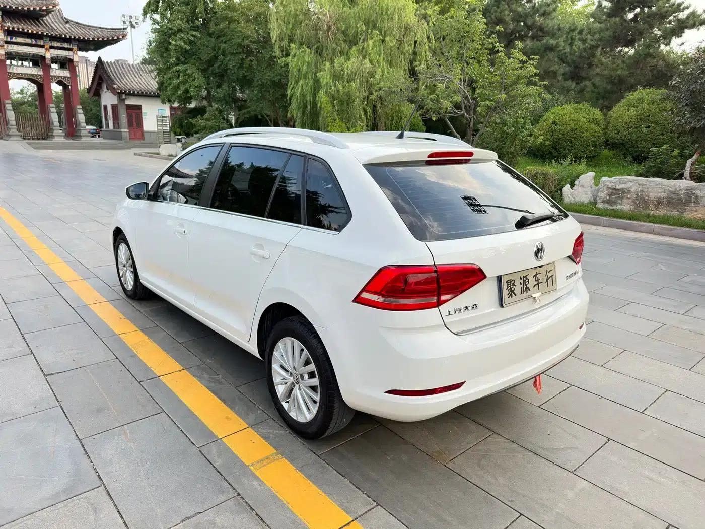 Santana 2017 Gran Lavida 1.6L Automatic Comfort Edition — миниатюра 5