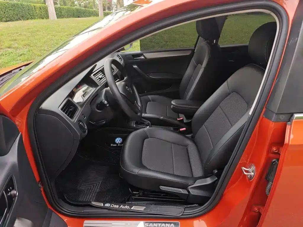 Santana 2015 Gran Lavida 1.6L Automatic Comfort Model — миниатюра 17