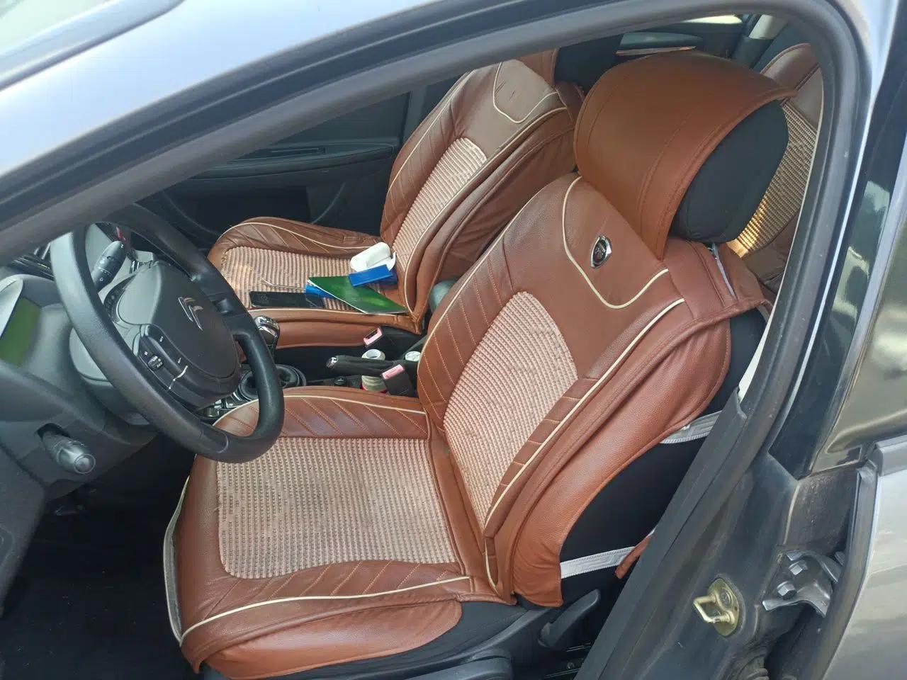 Citroen C-Quatre 2014 VTS Version 1.6L Manual - Premium Model — миниатюра 15