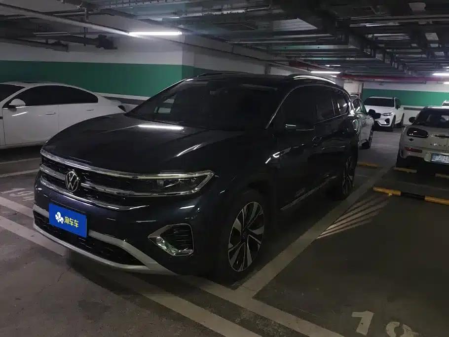 2023 Range Rover 380TSI AWD Luxury Pro 6-seater — миниатюра 1