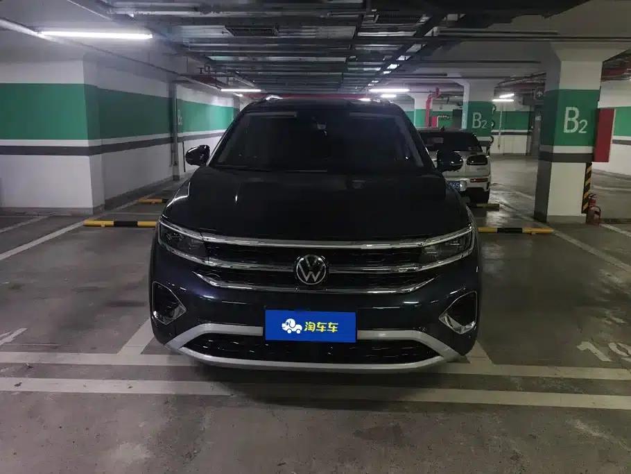 2023 Range Rover 380TSI AWD Luxury Pro 6-seater — миниатюра 2
