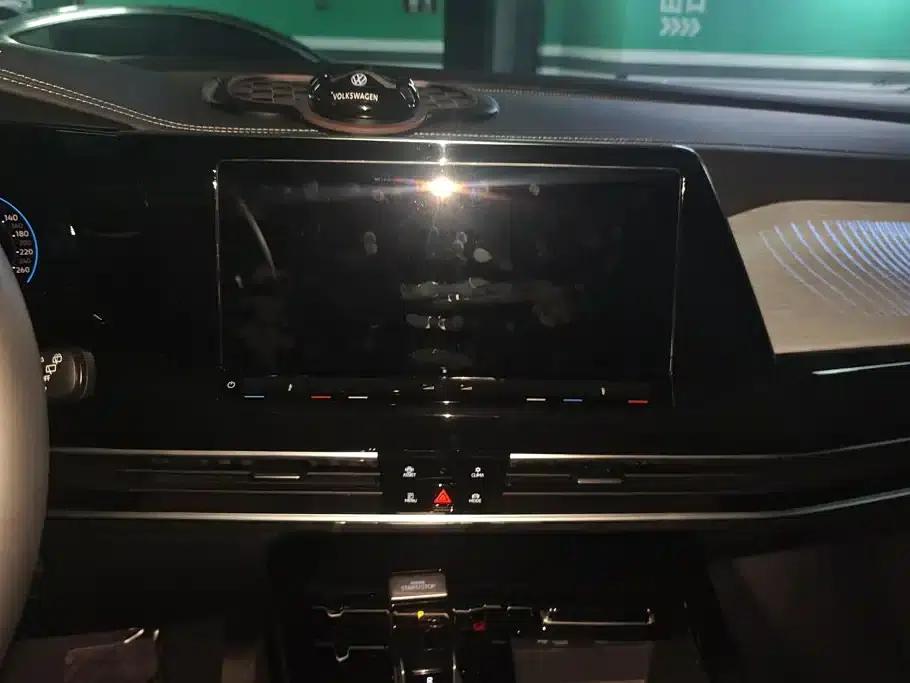 2023 Range Rover 380TSI AWD Luxury Pro 6-seater — миниатюра 13