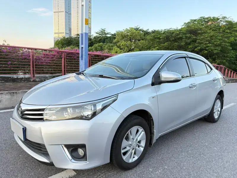 2014 Corolla 1.6L CVT GL — миниатюра 1