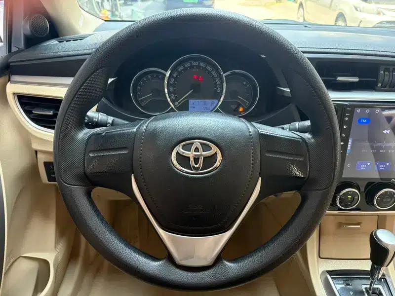 2014 Corolla 1.6L CVT GL — миниатюра 13