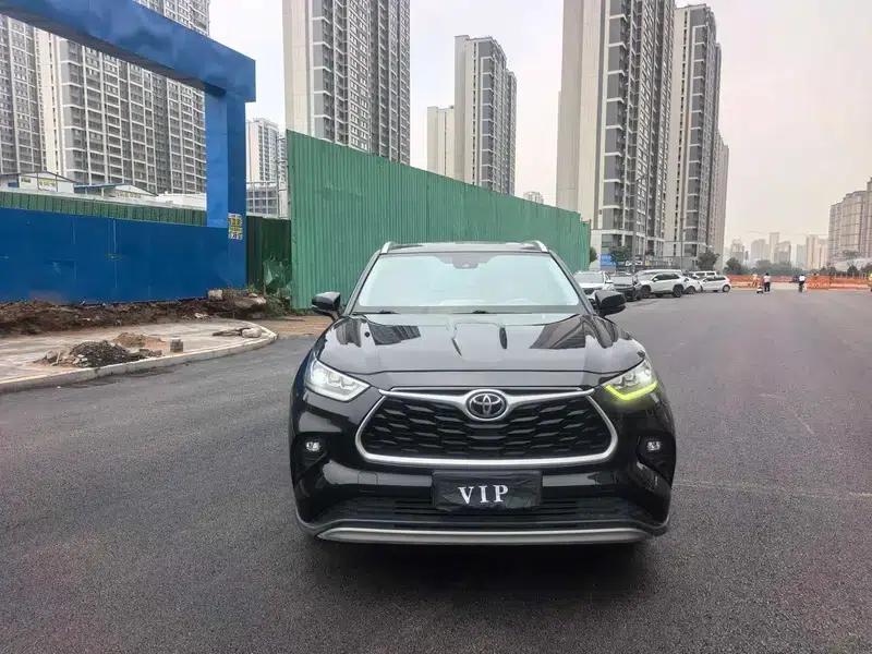 2022 Toyota Highlander 380T AWD Luxury 7-seater — миниатюра 2