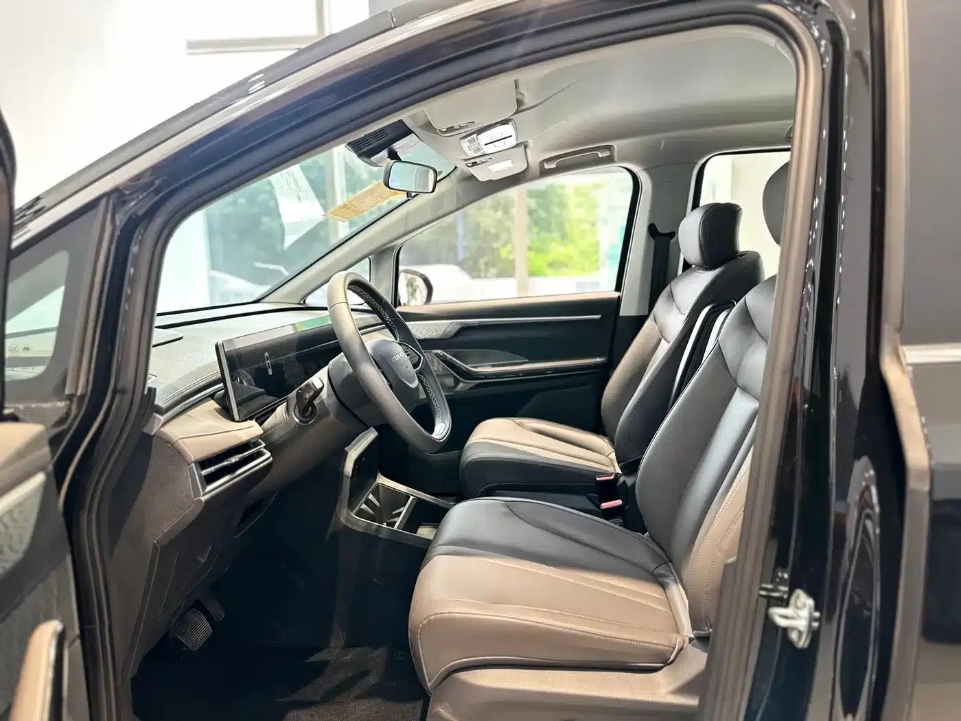 Everyone 7 2024 Facelift Super Hybrid Long Range Enjoy Edition — миниатюра 7