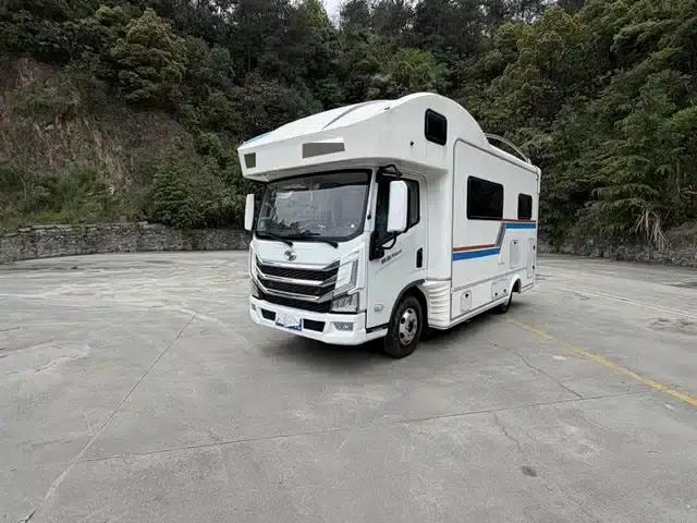 SAIC MAXUS V100 RV 2023 Model 2.0T Traveler V100 Water Pavilion Edition Longitudinal Bed