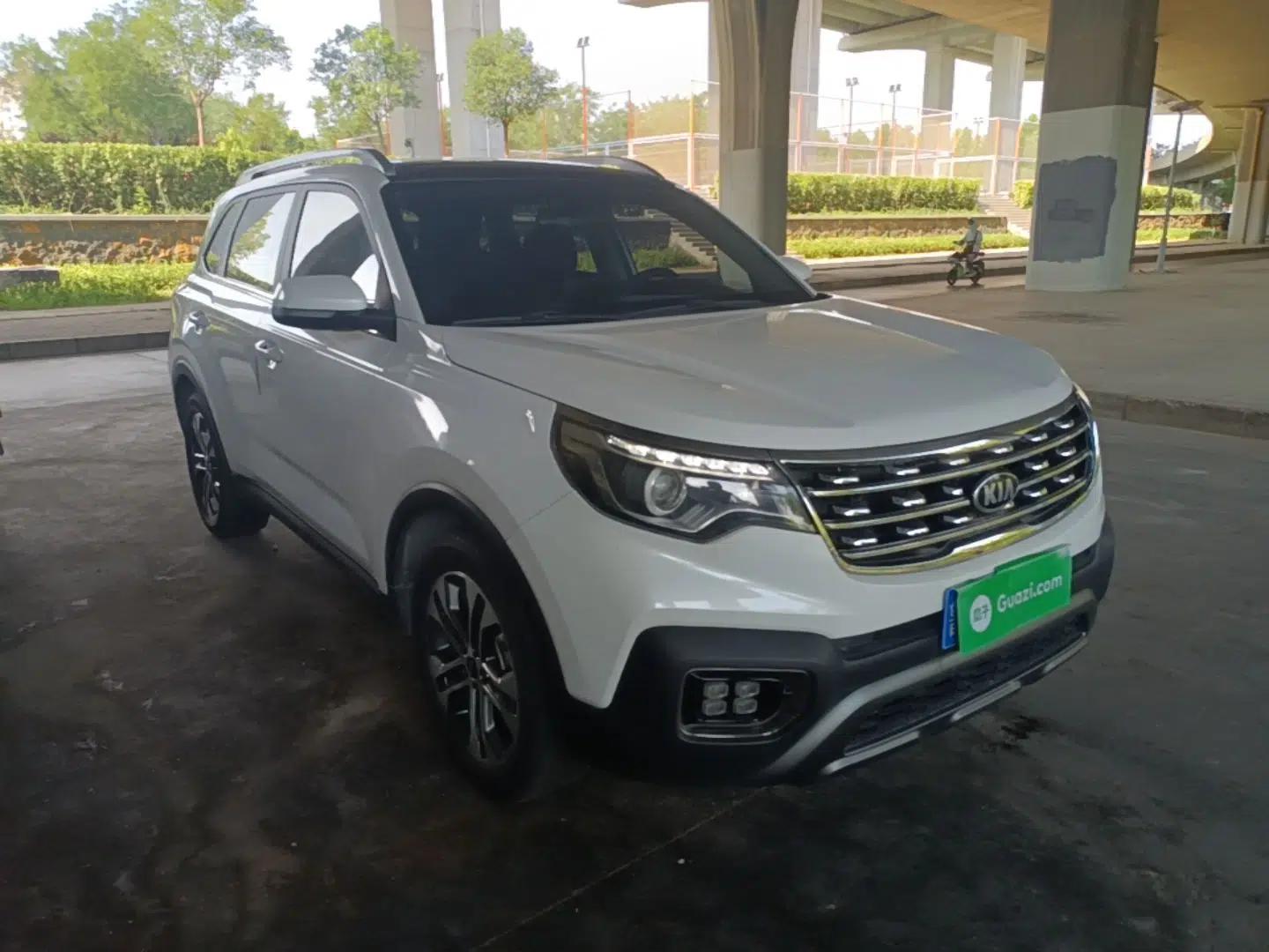 Kia Sportage R 2019 2.0L Automatic Smart Luxury Edition — миниатюра 3