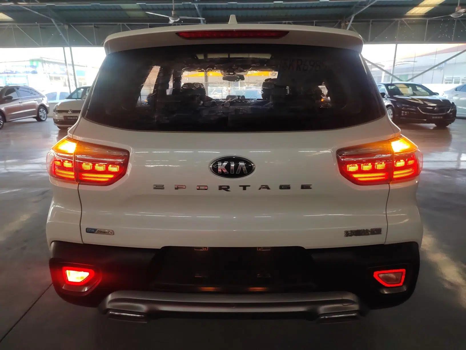 Kia Sportage R 2018 2.0L Automatic Smart Luxury Version China V Standard — миниатюра 3