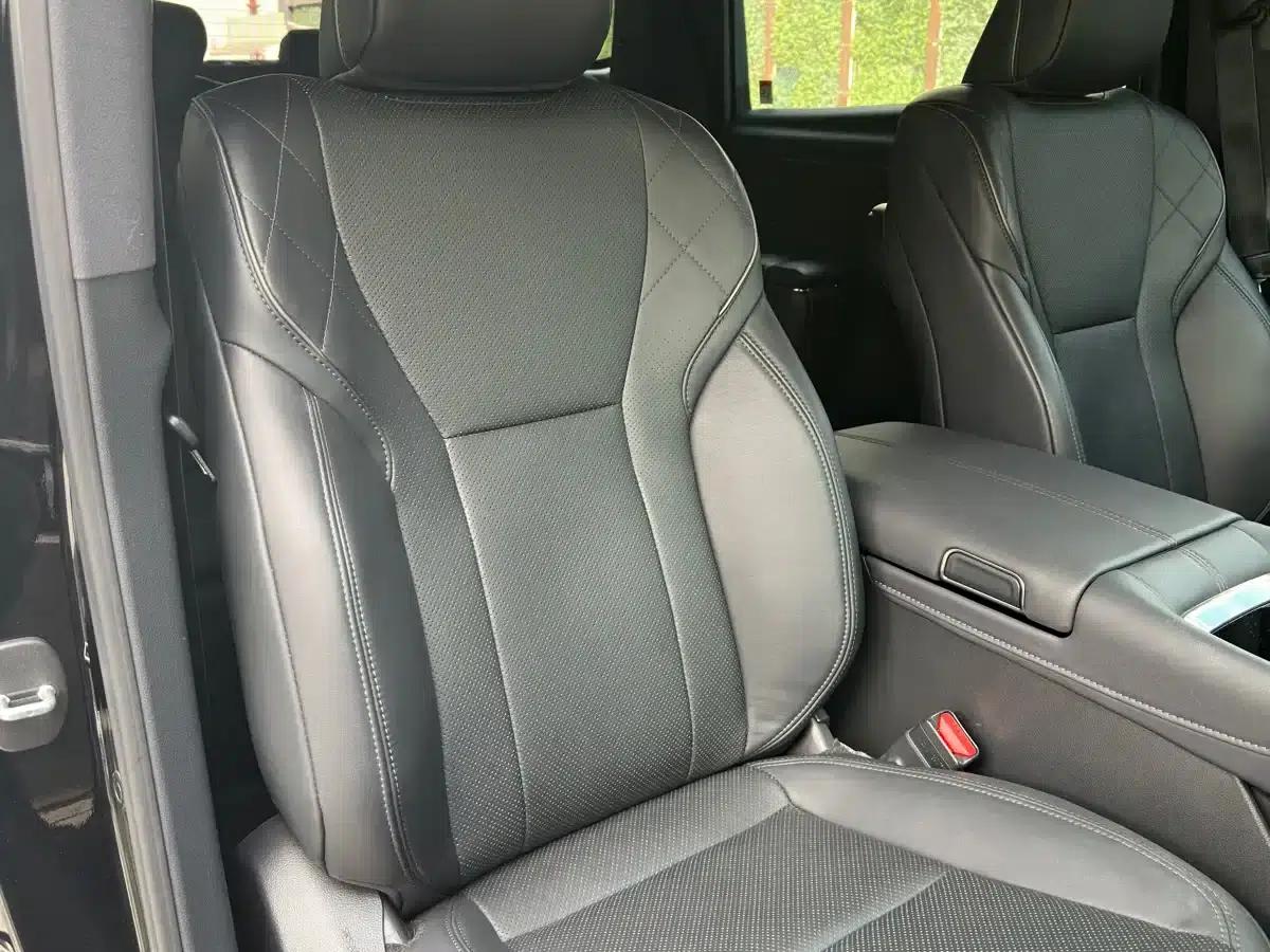 2024 Alphard Hybrid 2.5L Premium Edition — миниатюра 14