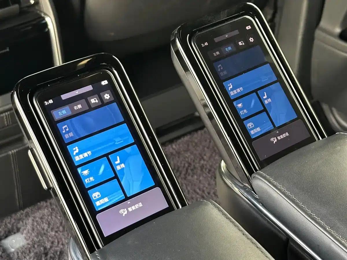 2024 Alphard Hybrid 2.5L Premium Edition — миниатюра 19
