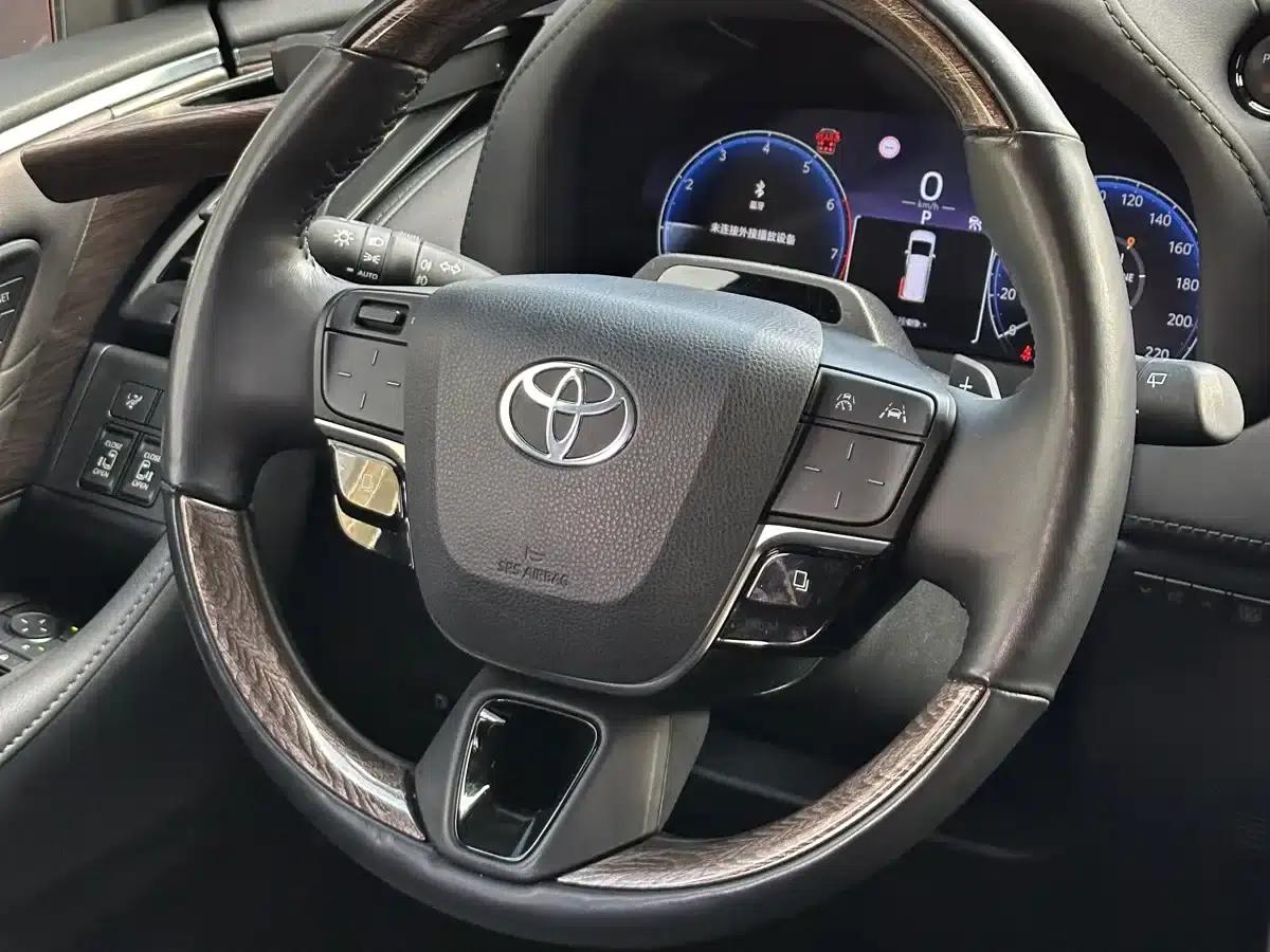 2024 Alphard Hybrid 2.5L Premium Edition — миниатюра 23