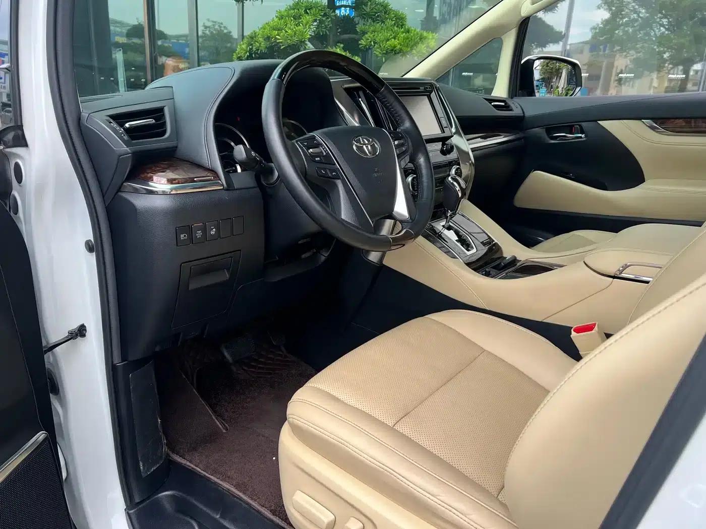 2018 Alphard Facelift 3.5L Luxury Edition — миниатюра 2