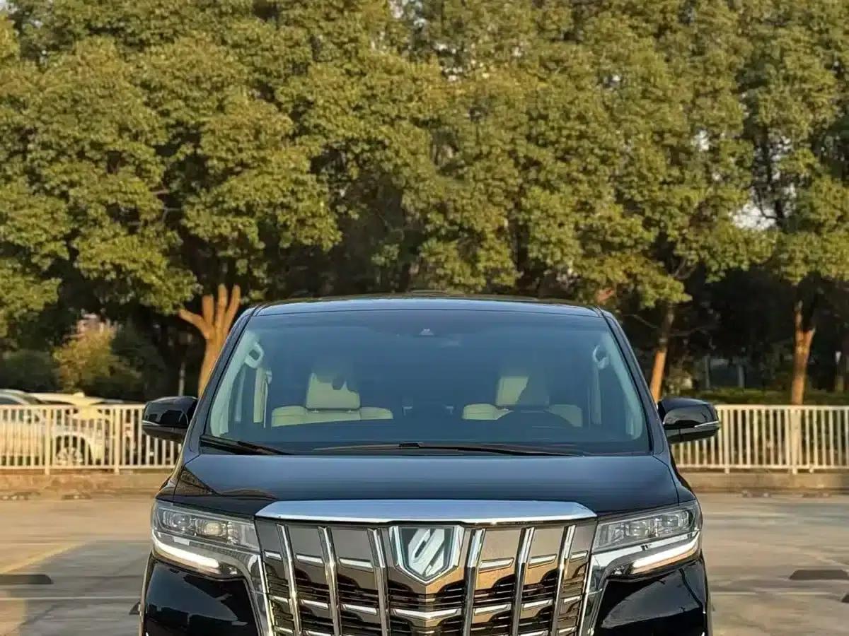 2021 Alphard Hybrid 2.5L Luxury Edition — миниатюра 1