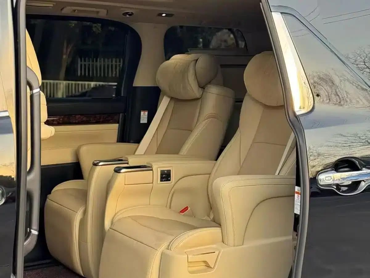 2021 Alphard Hybrid 2.5L Luxury Edition — миниатюра 6