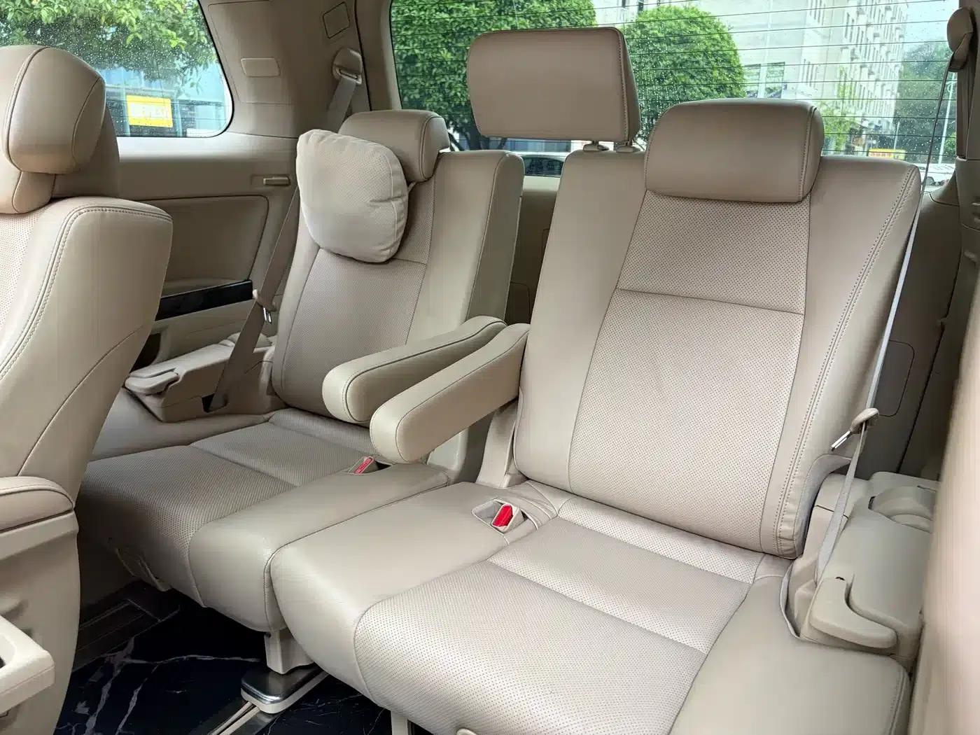 2012 Alphard 3.5L Luxury Edition — миниатюра 14