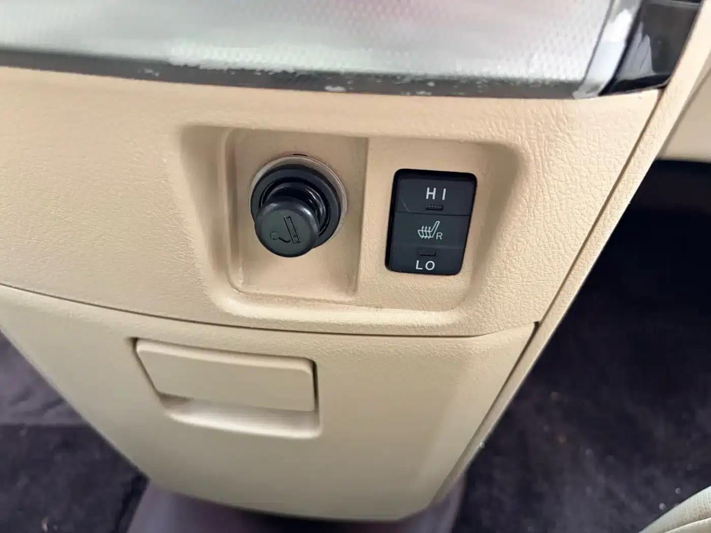 2012 Alphard 3.5L Luxury Edition — миниатюра 8