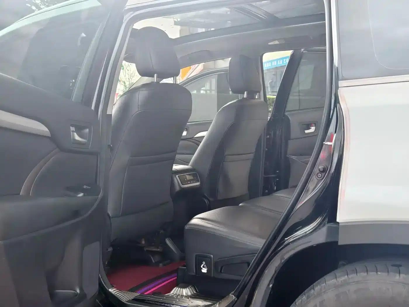 2015 Highlander 2.0T AWD Luxury 7-seater — миниатюра 11