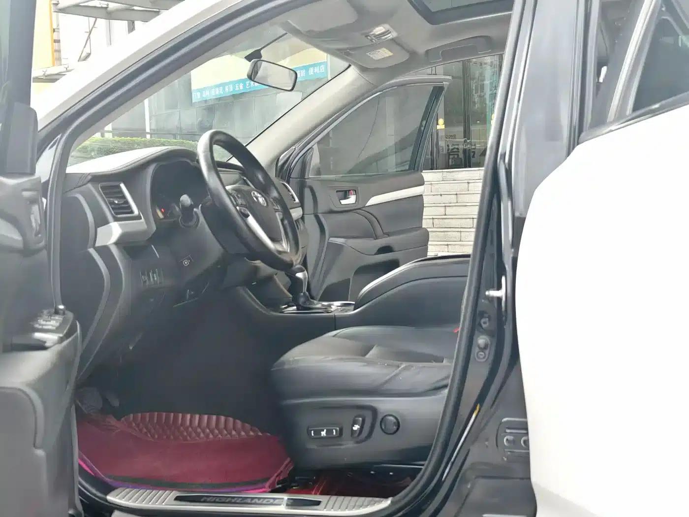 2015 Highlander 2.0T AWD Luxury 7-seater — миниатюра 12