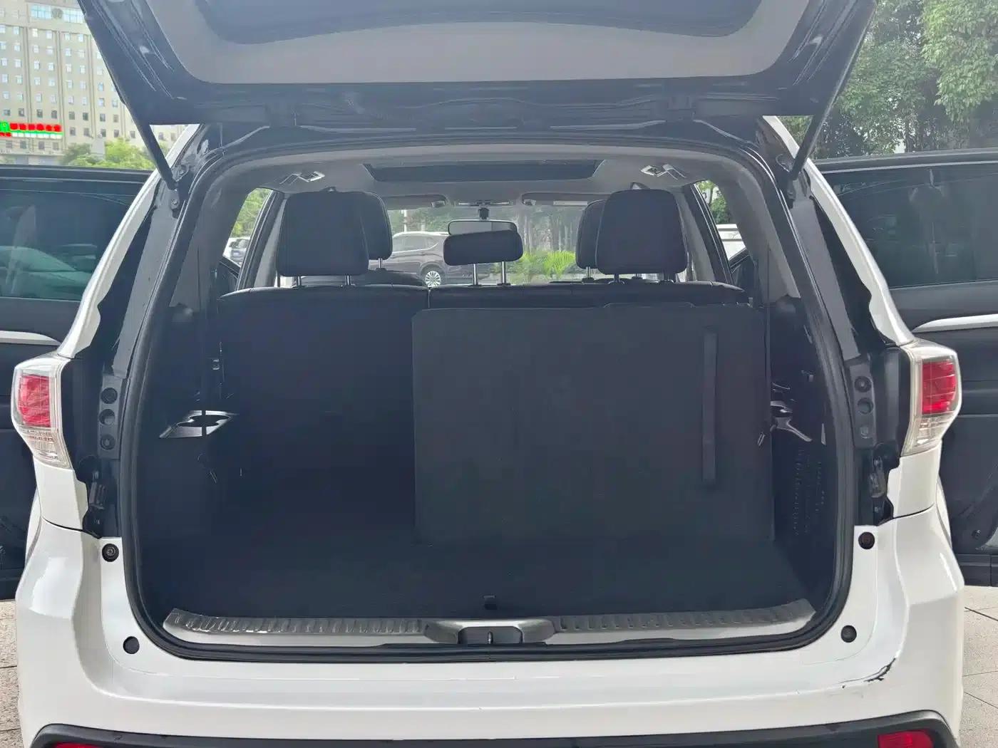 2015 Highlander 2.0T AWD Luxury 7-seater — миниатюра 15