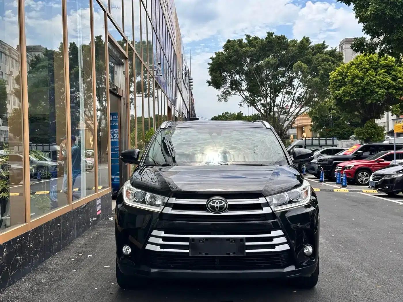 2018 Toyota Highlander 2.0T AWD Luxury 7-seater (China VI Emission Standard) — миниатюра 3