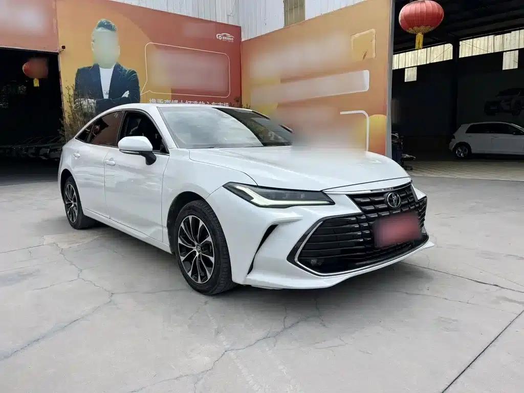 2022 Toyota Avalon 2.0L Entry-level Edition — миниатюра 8