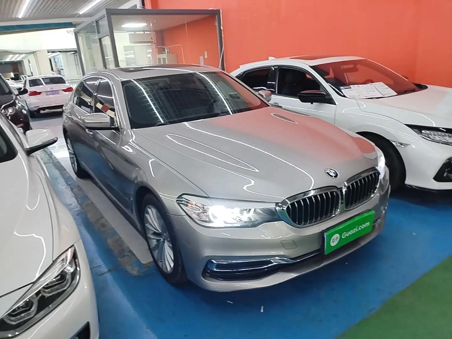 BMW 5 Series 2020 525Li Luxury Package — миниатюра 3