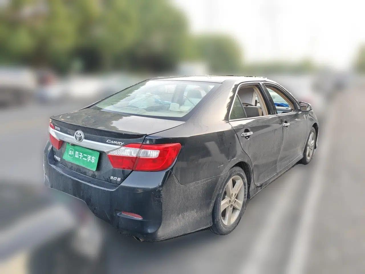 Toyota Camry 2012 Junrui 2.0S Radiant Edition — миниатюра 6