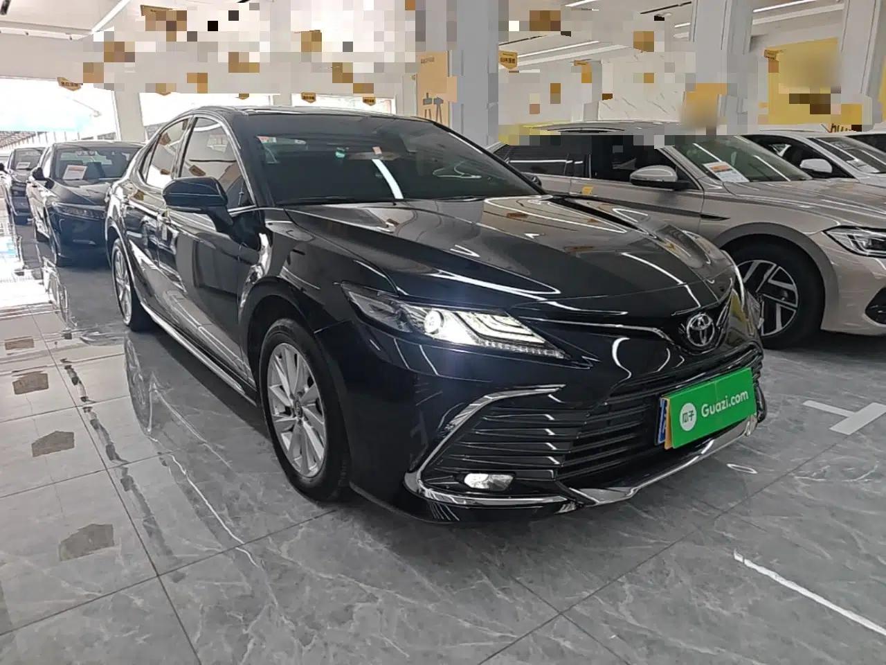 Toyota Camry 2023 2.0G Luxury Edition — миниатюра 3
