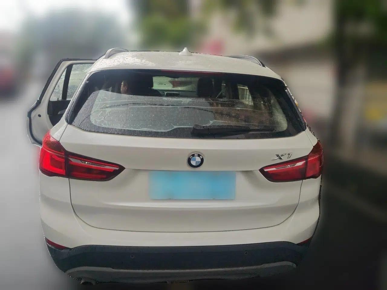 BMW X1 2016 sDrive18Li Fashion Model — миниатюра 5