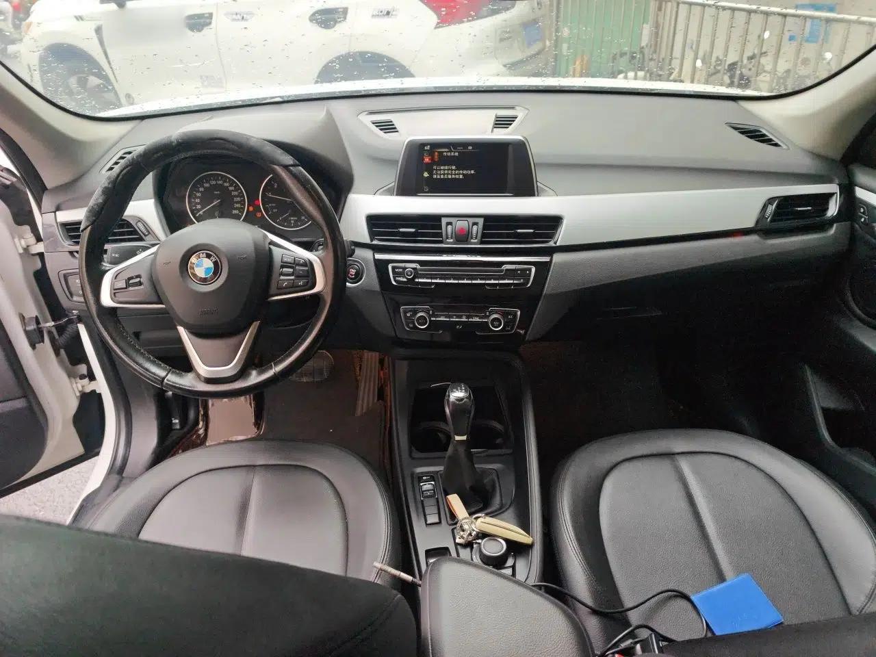 BMW X1 2016 sDrive18Li Fashion Model — миниатюра 9