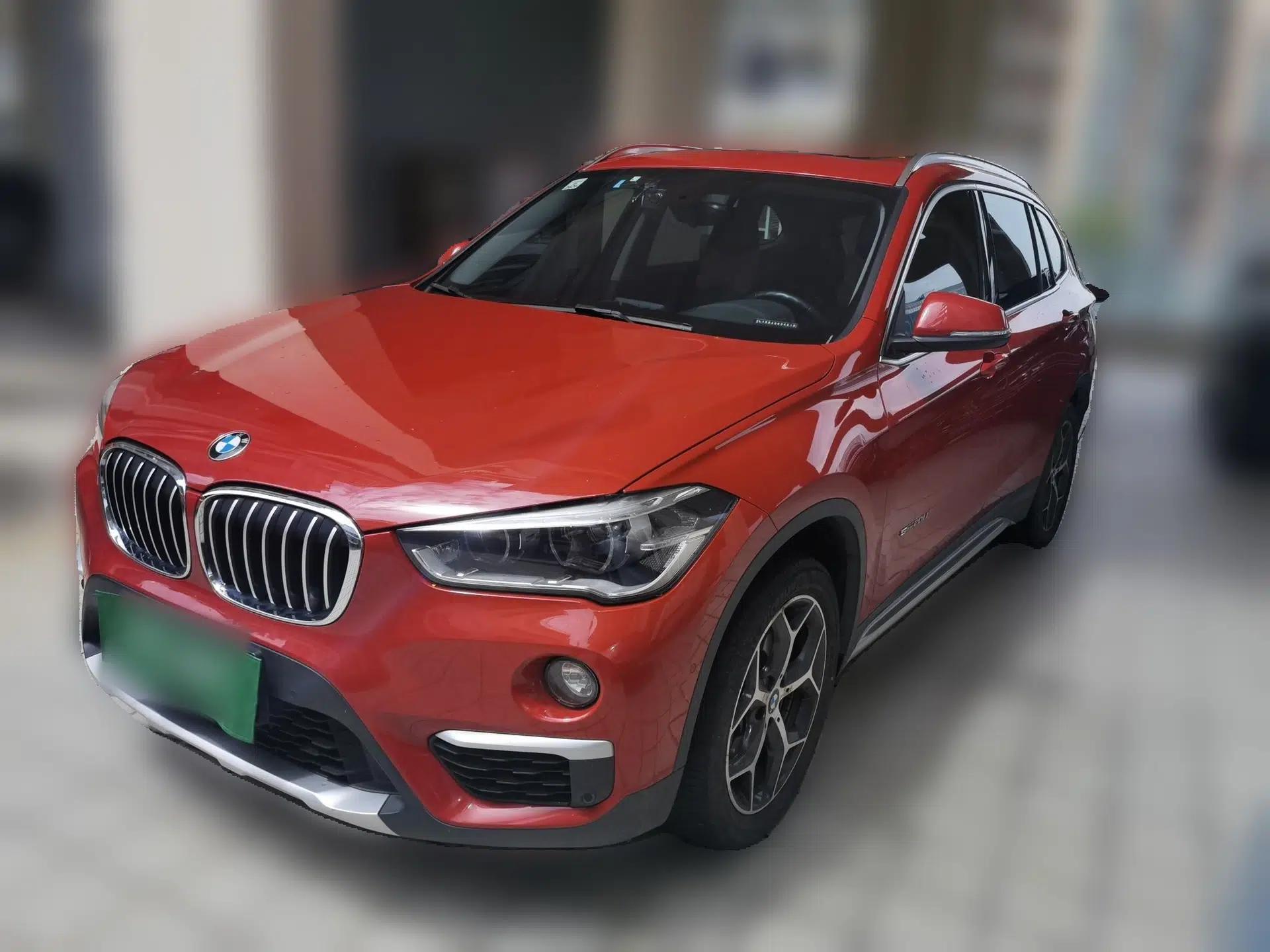 BMW X1 2016 sDrive20Li Luxury Model — миниатюра 1