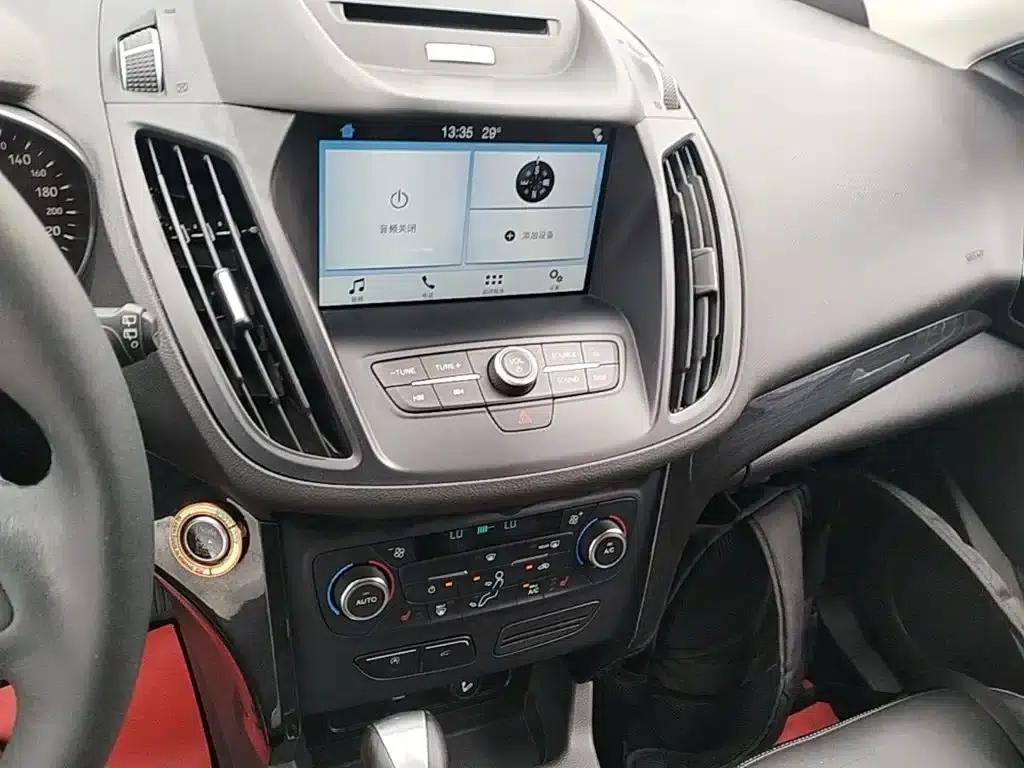2017 Ford Kuga EcoBoost 180 2WD Luxury Edition — миниатюра 13