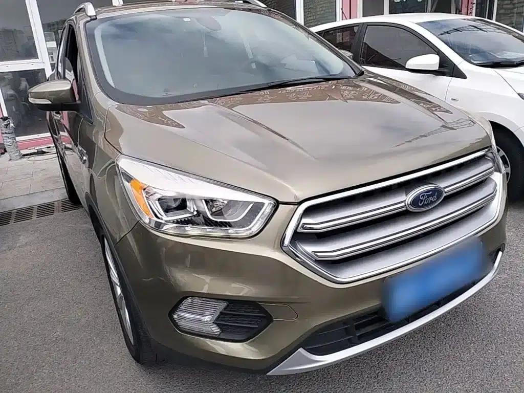 2017 Ford Kuga EcoBoost 180 2WD Luxury Edition — миниатюра 4