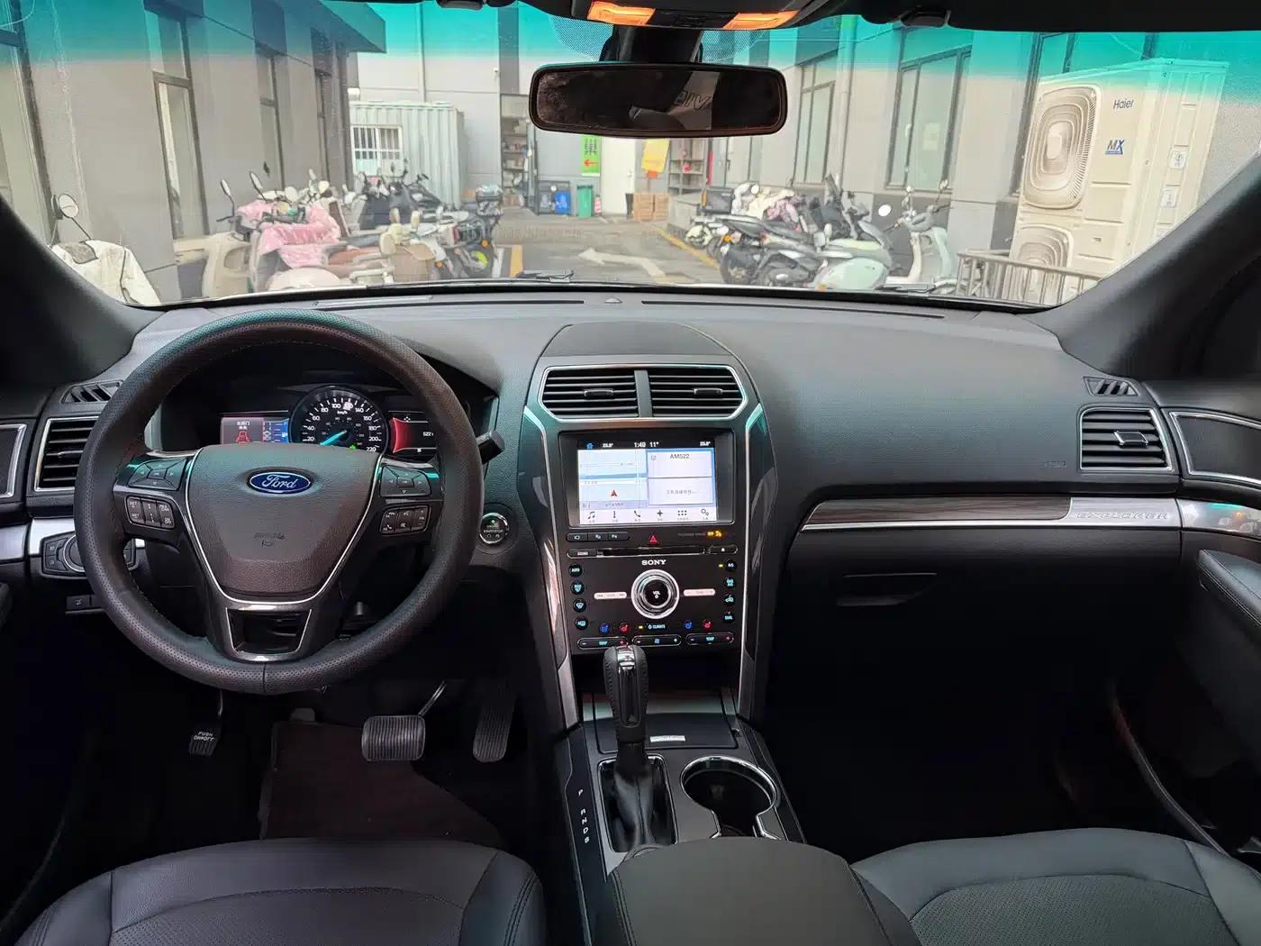 2016 Explorer 2.3T Elite Edition (Imported) — миниатюра 7