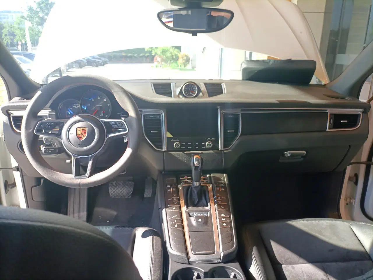 Porsche Macan 2017 Macan 2.0T — миниатюра 9