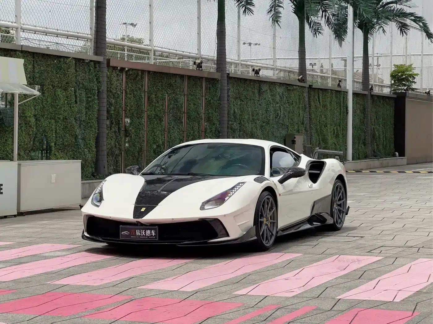 2015 Ferrari 488 GTB — миниатюра 1