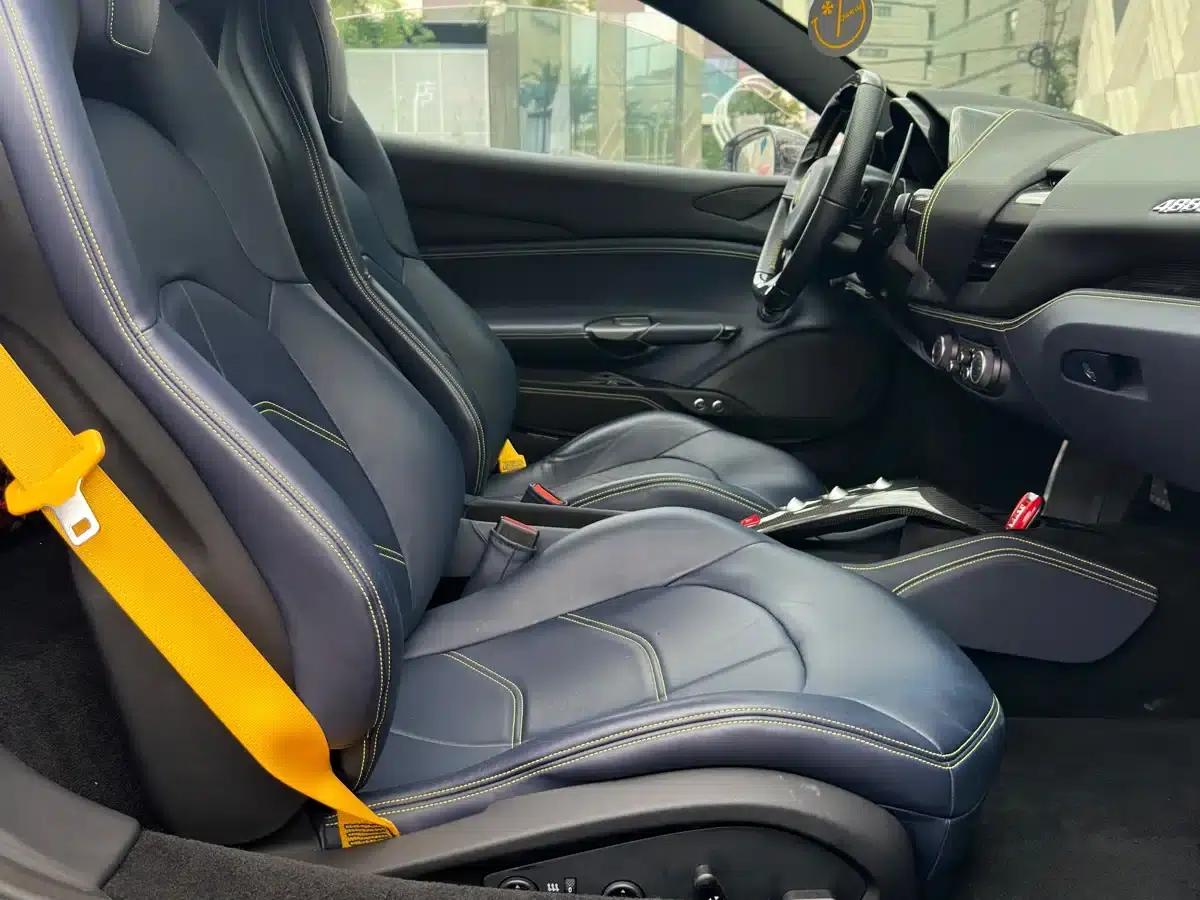 2015 Ferrari 488 GTB — миниатюра 13