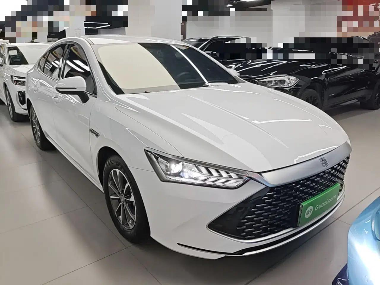 BYD Qin PLUS 2024 HONOR Edition DM-i 55KM Leading Model — миниатюра 3