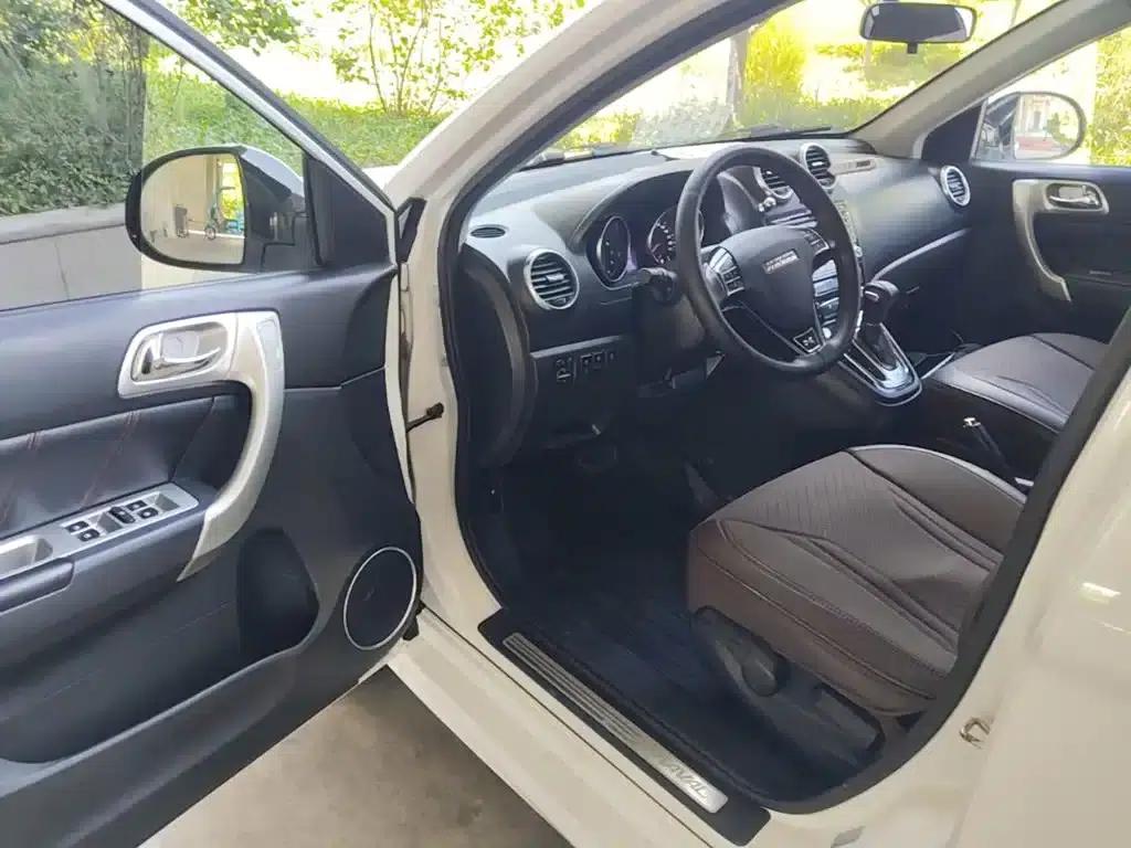Haval H6 2016 Upgraded Version 1.5T Automatic Two-Wheel Drive Elite — миниатюра 16