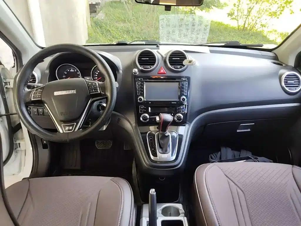 Haval H6 2016 Upgraded Version 1.5T Automatic Two-Wheel Drive Elite — миниатюра 10