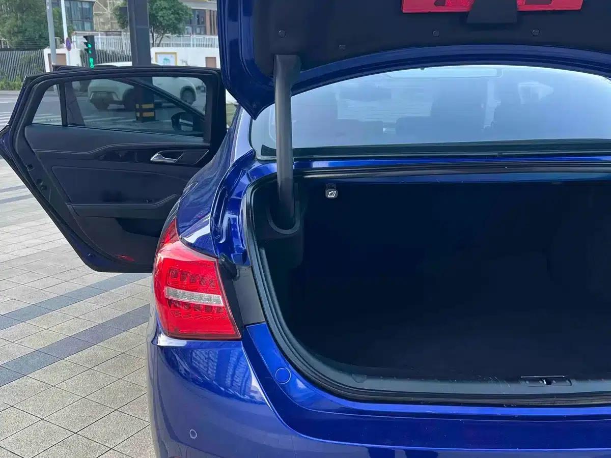 Hongqi H5 2019 30TD Dynamic Edition — миниатюра 15