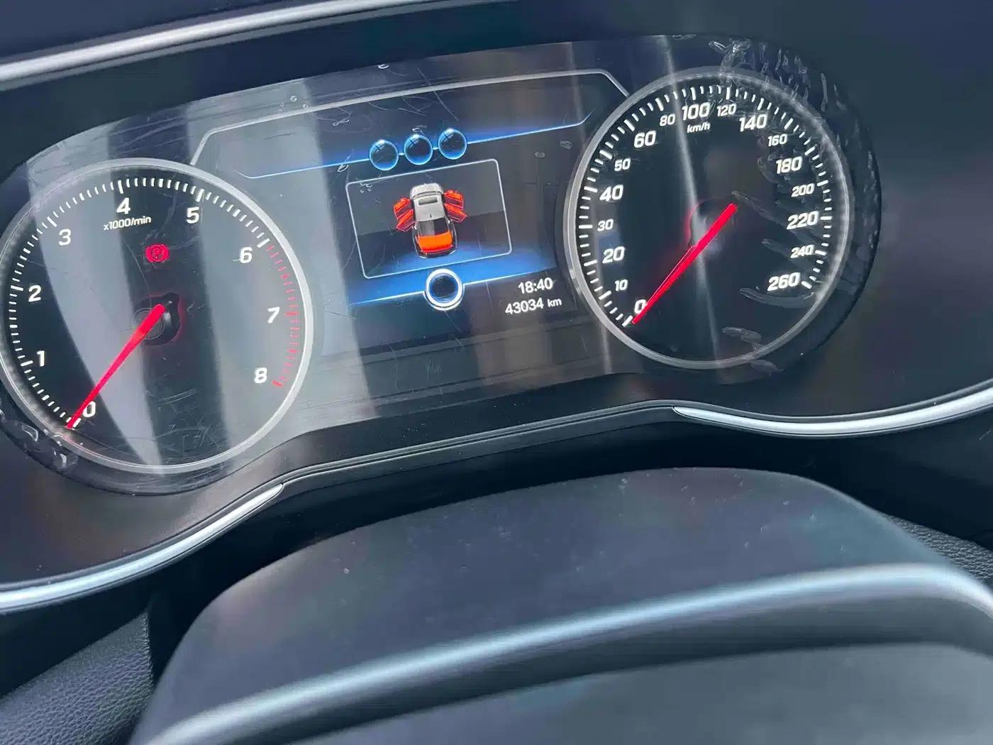 Hongqi H5 2019 30TD Dynamic Edition — миниатюра 7