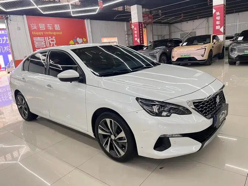 Peugeot 408 2020 360THP 10th Anniversary Edition — миниатюра 3