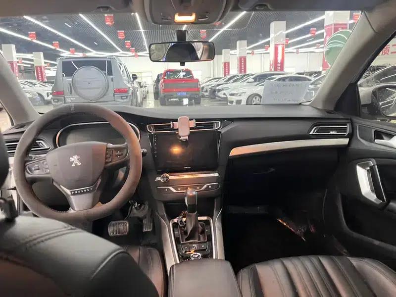 Peugeot 408 2020 360THP 10th Anniversary Edition — миниатюра 7