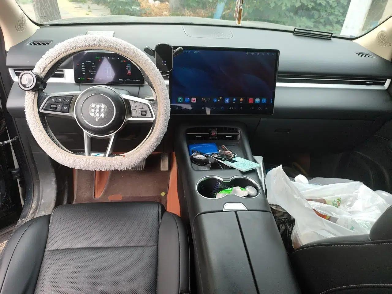 Landian E5 PLUS 2025 165 km Long-Range First Edition 7-Seater — миниатюра 9