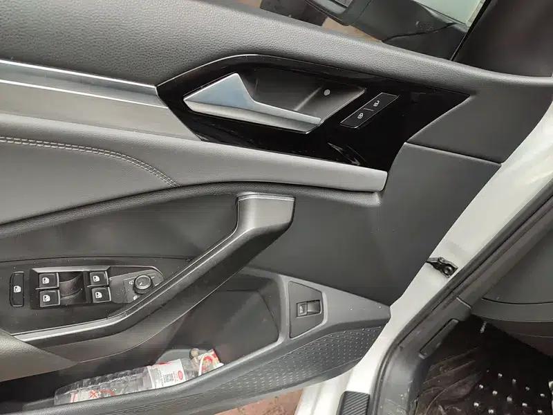 2021 Volkswagen Sagitar 280TSI DSG Super Edition — миниатюра 15