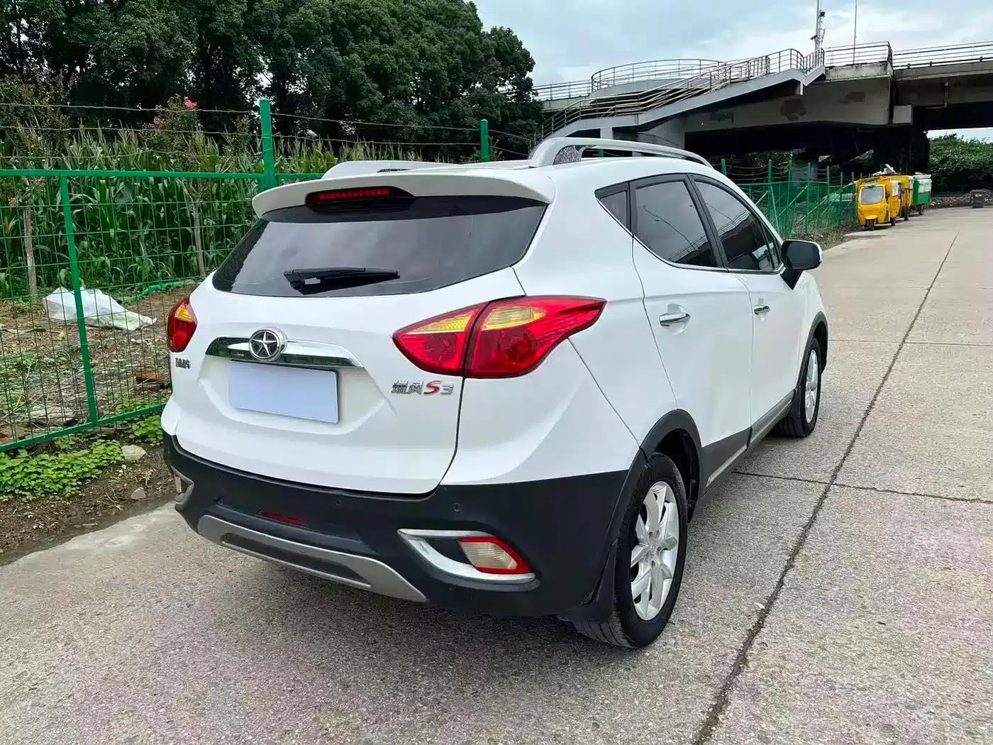 Refine S3 2014 1.5L CVT Luxury Intelligent Model — миниатюра 5